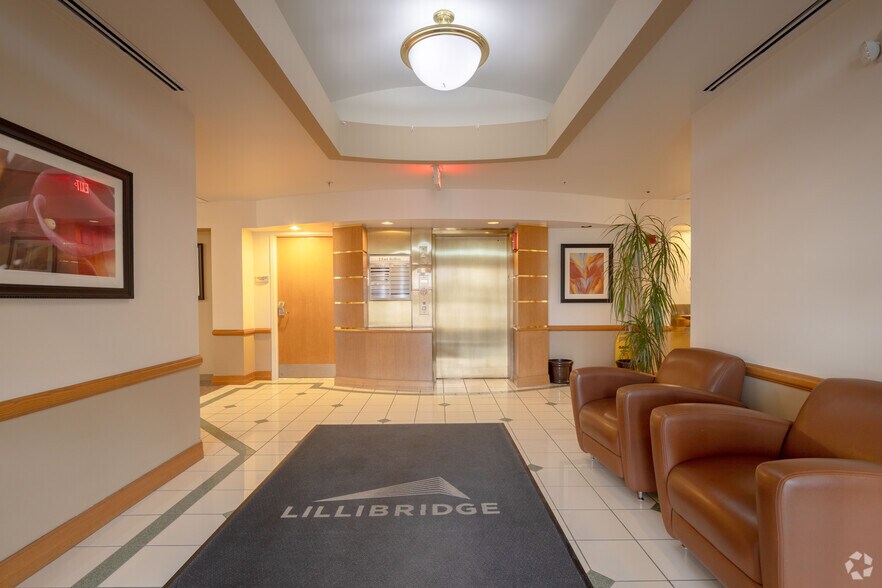 More Photos Of 2 E Rollins Rd, Round Lake Beach Medical For Lease