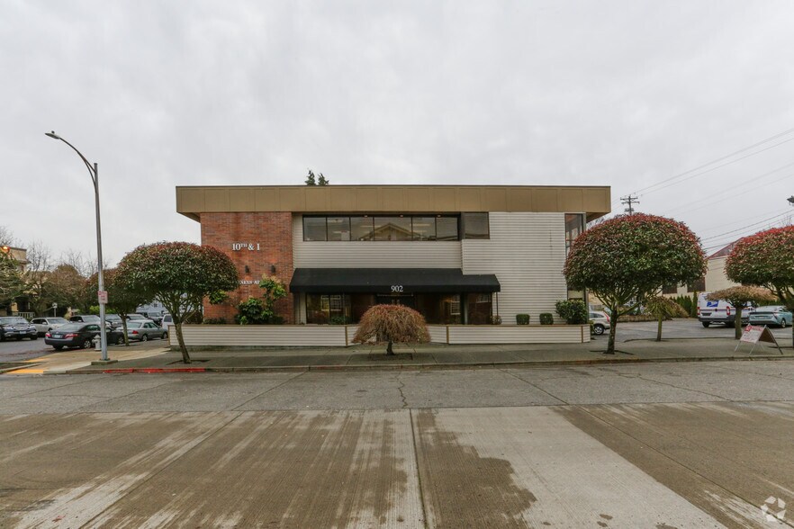 More Photos Of 902 S 10th St, Tacoma Office For Sale
