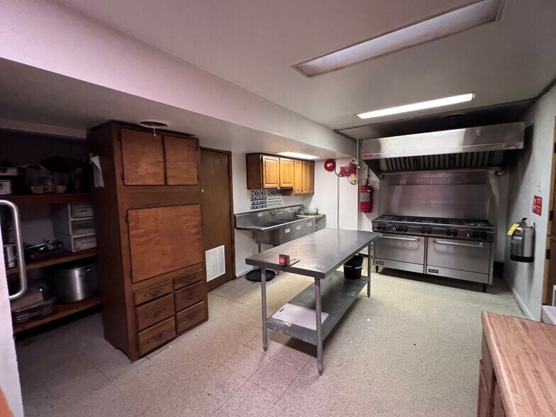 More Photos Of 520 Lewis St, Havre De Grace Office For Sale