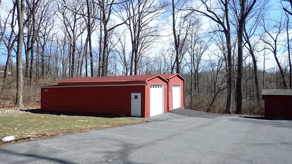 More Photos Of 3005 Brodhead Rd, Bethlehem Office For Sale