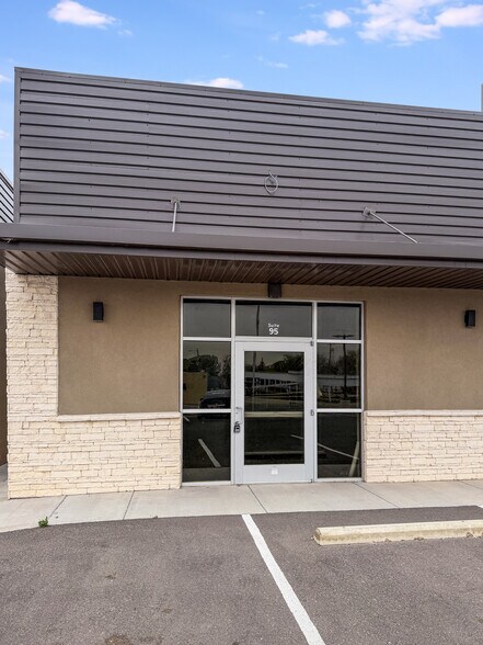 More Photos Of 1016 Main st, Lovington Storefront For Sale