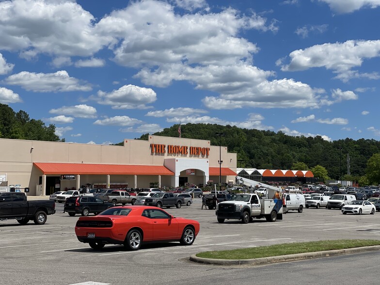 More Photos Of 7001 Crestwood Blvd, Birmingham Unknown For Lease