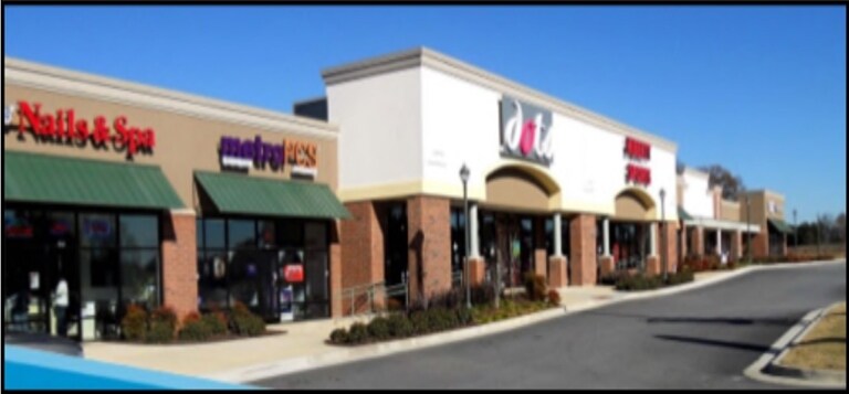 More Photos Of 3012-3058 Anvil Block Rd, Ellenwood Storefront For Lease