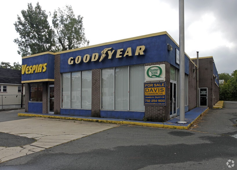 More Photos Of 544 Hamilton St, Somerset Auto Repair For Sale