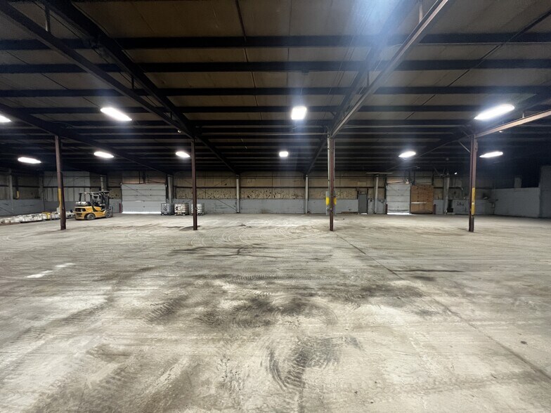 More Photos Of 1200 N 41st St, Bethany Industrial For Sale