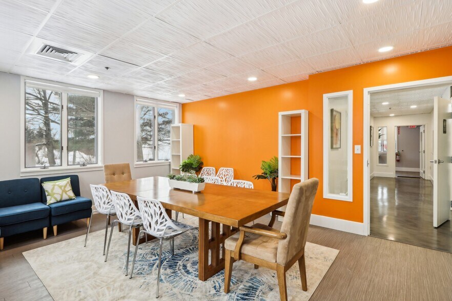 More Photos Of 100 Conifer Hill Dr, Danvers Office For Lease