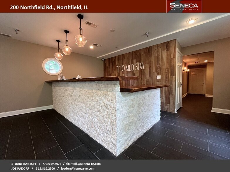 More Photos Of 200 Northfield Rd, Northfield Medical For Sale