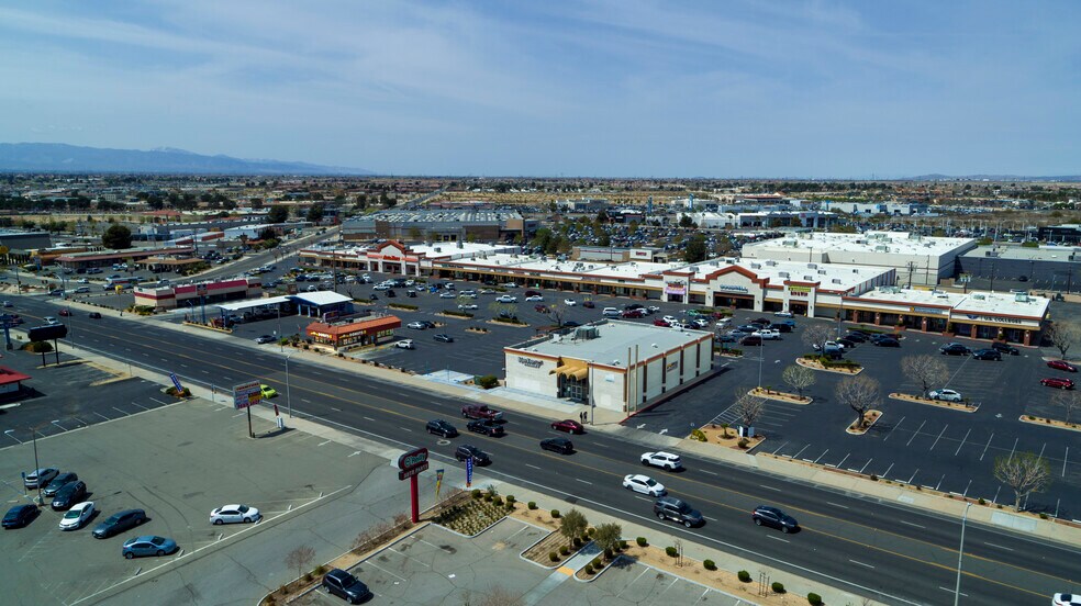 More Photos Of 14514 7th St, Victorville Unknown For Lease