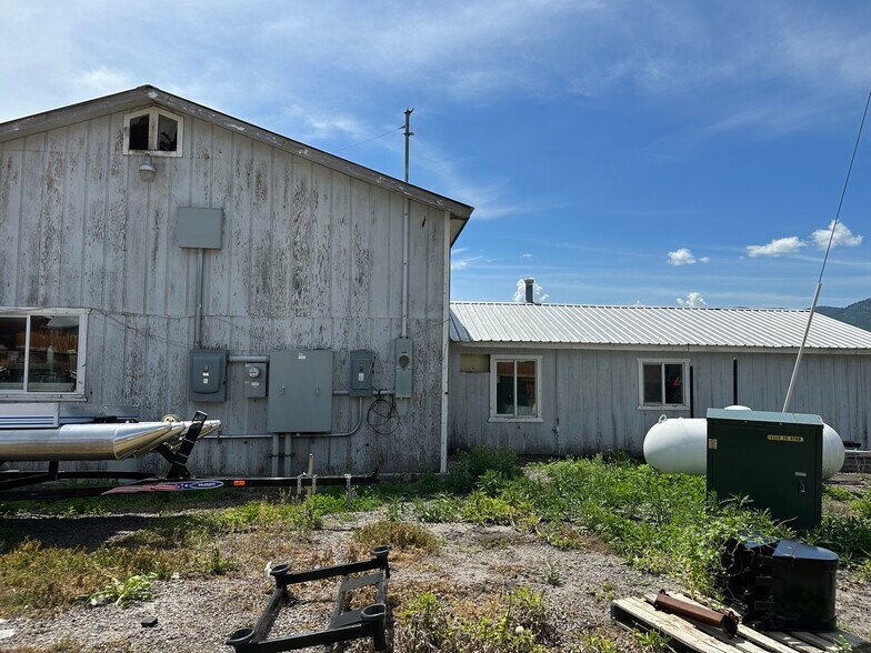 More Photos Of 124 Morrison Ln, Bonner Warehouse For Sale