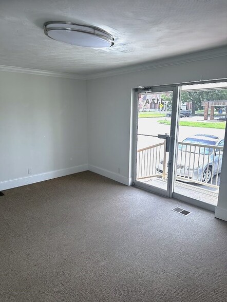 More Photos Of 117 Longwood Dr SE, Huntsville Storefront Retail Office For Lease