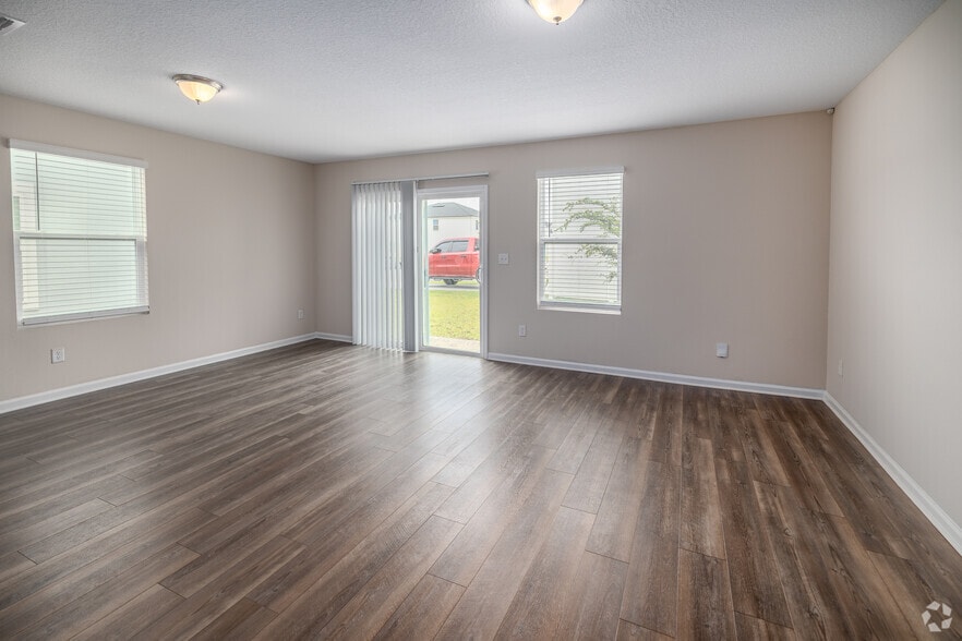 More Photos Of 9805 Trout Tides Blvd, Jacksonville Apartments For Sale