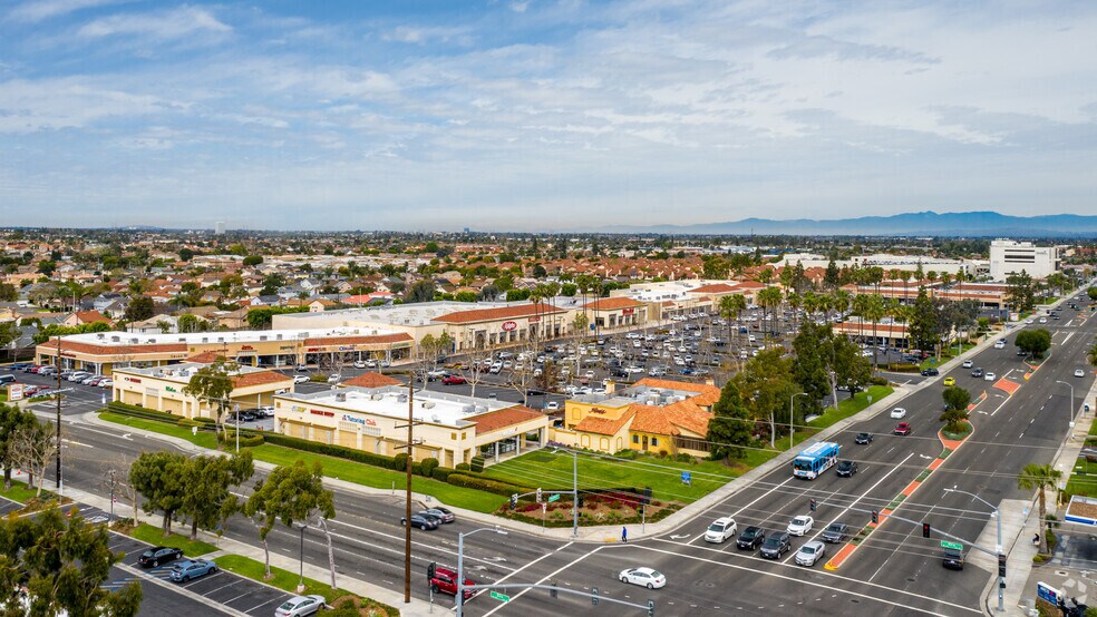 More Photos Of 18279-18517 Brookhurst St, Fountain Valley Unknown For Lease