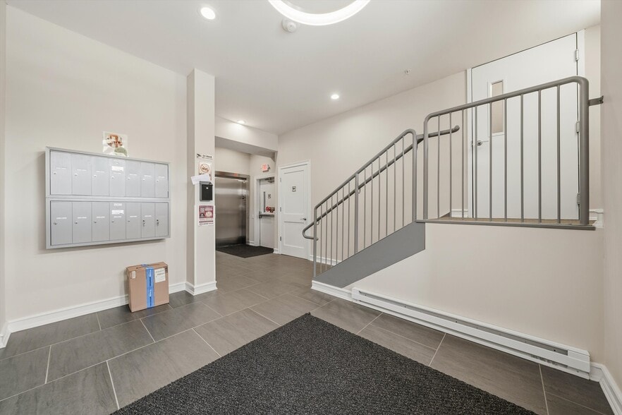 More Photos Of 122 Greenwich Ave, Goshen Multifamily For Sale