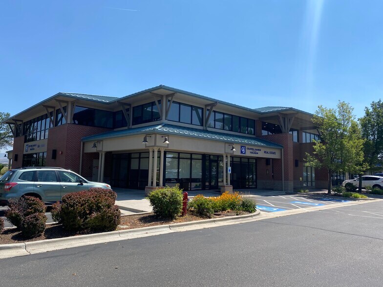 More Photos Of 408 S Eagle Rd, Eagle Coworking Space