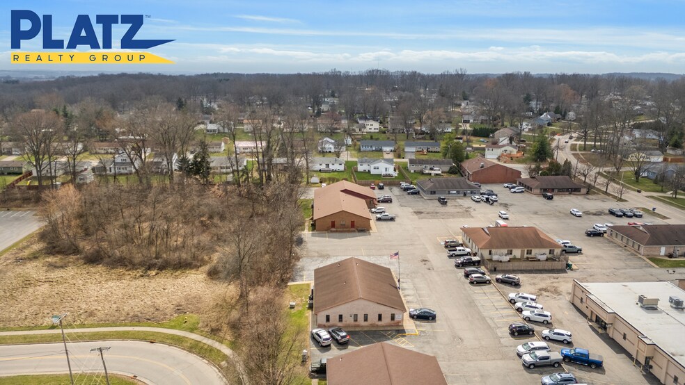 More Photos Of 2376 Southeast Blvd, Salem Medical For Sale