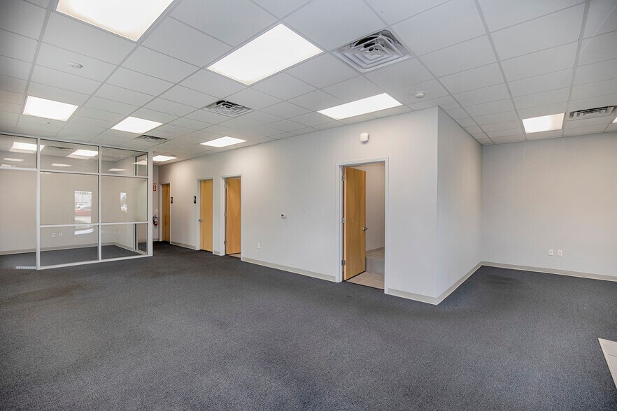 More Photos Of 1201 Butler Rd, League City Warehouse For Sale