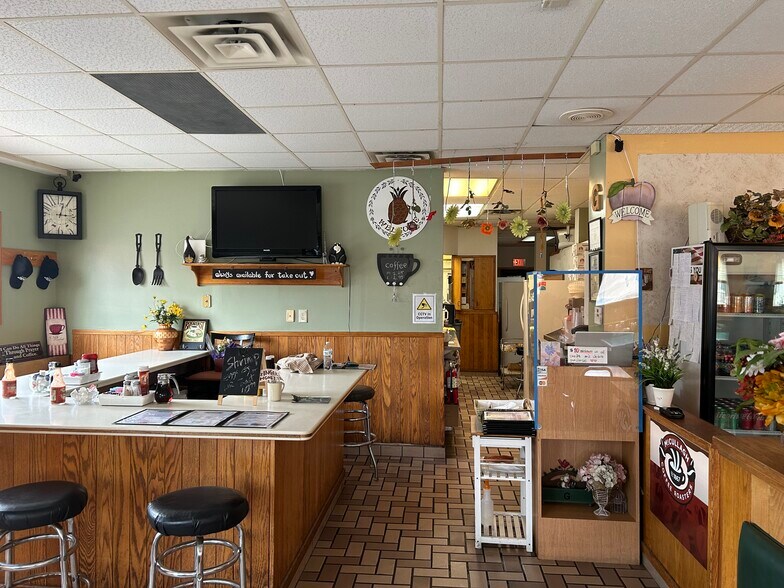 More Photos Of 495 N Goodman St, Rochester Storefront Retail Residential For Sale