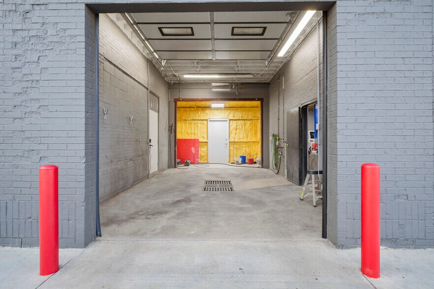 More Photos Of 312 Main St, Weatherford Land For Sale