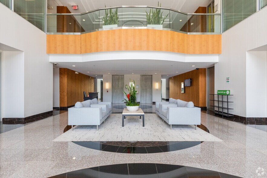 More Photos Of 16420 Park Ten Place Dr, Houston Office Residential For Lease