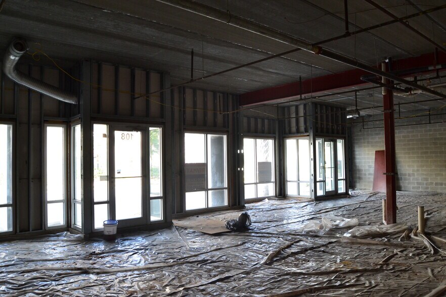 More Photos Of 300 State St E, Oldsmar Apartments For Lease