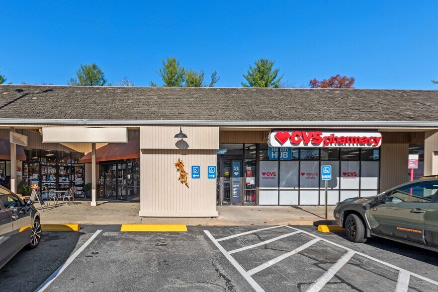 More Photos Of 340-344 Great Rd, Acton Unknown For Lease