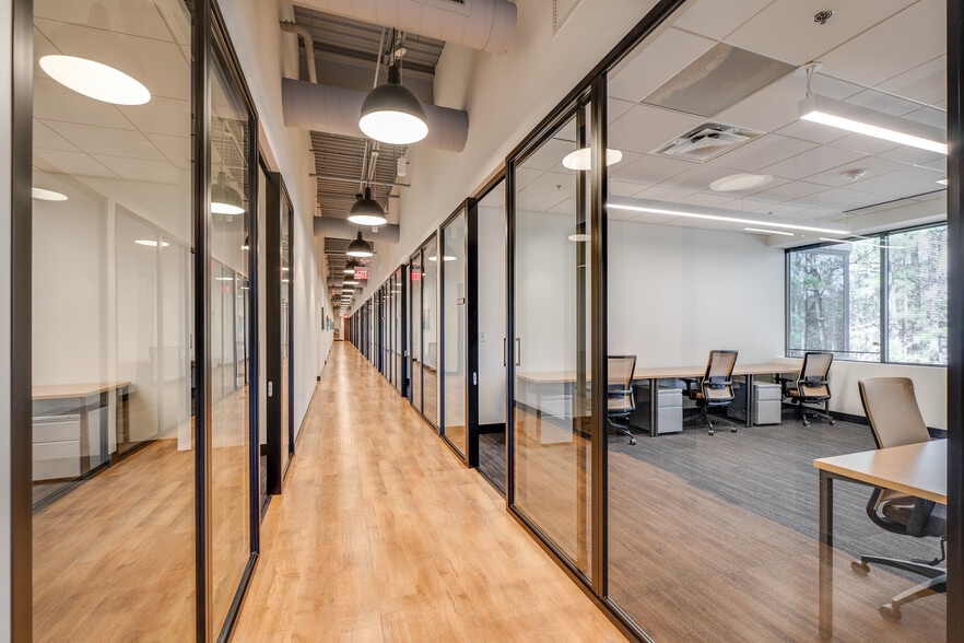 More Photos Of 600 Park Offices Dr, Durham Coworking Space