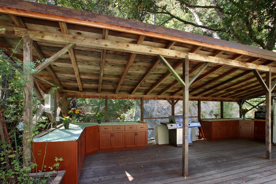 More Photos Of 16770 Redwood Lodge Rd, Los Gatos Lodge Meeting Hall For Sale