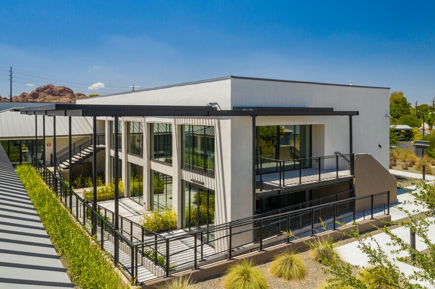 More Photos Of 6320 E Thomas Rd, Scottsdale Unknown For Lease