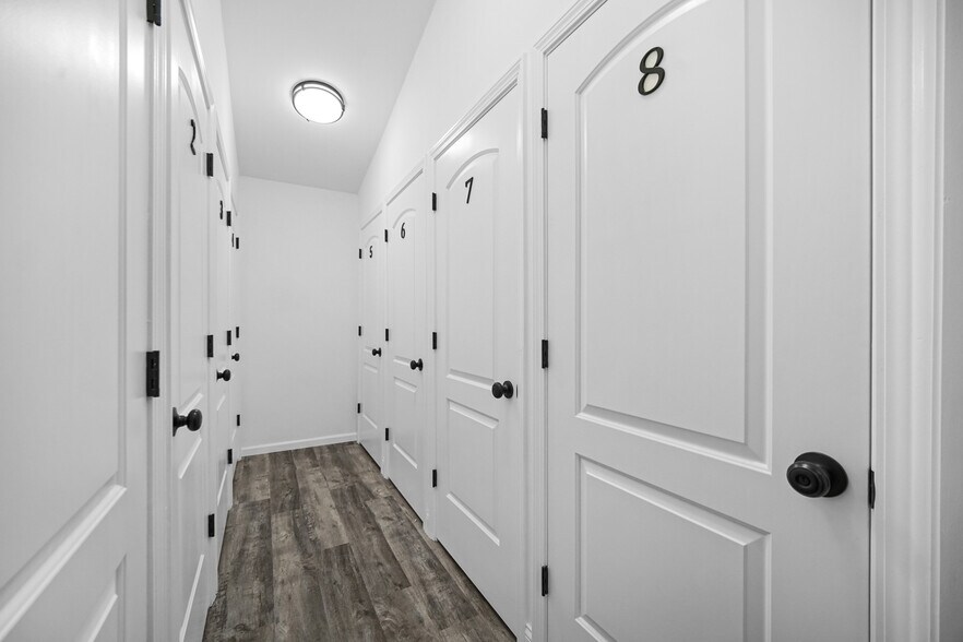 More Photos Of 2080 E Rand St, Hobart Apartments For Sale