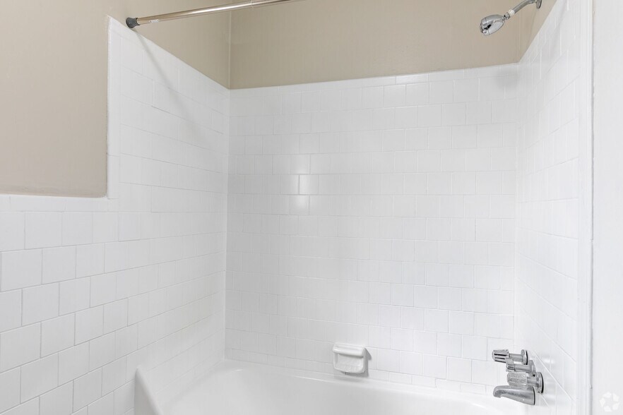 More Photos Of 235 Sycamore Dr, Athens Apartments For Sale