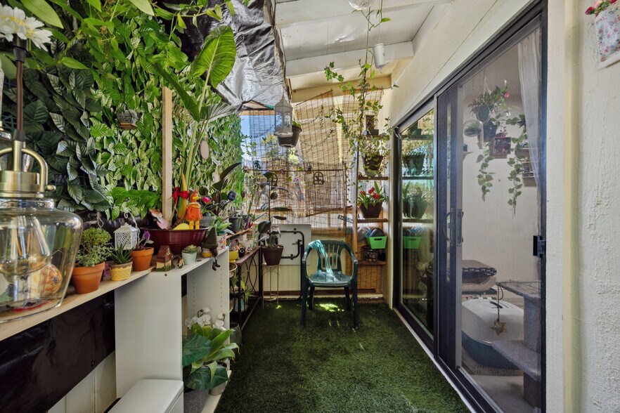 More Photos Of 263 La Pala Dr, San Jose Apartments For Sale