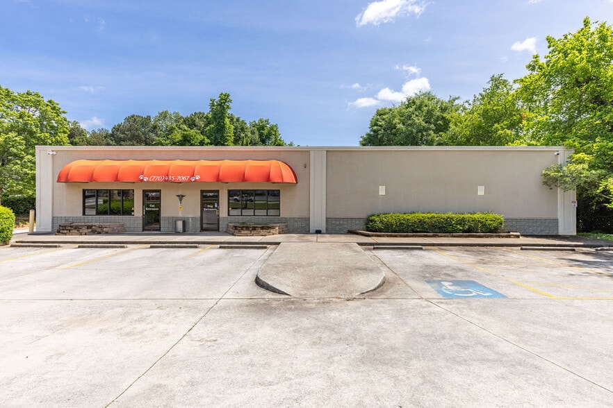 More Photos Of 2787 SE Cobb Dr, Smyrna Medical For Sale