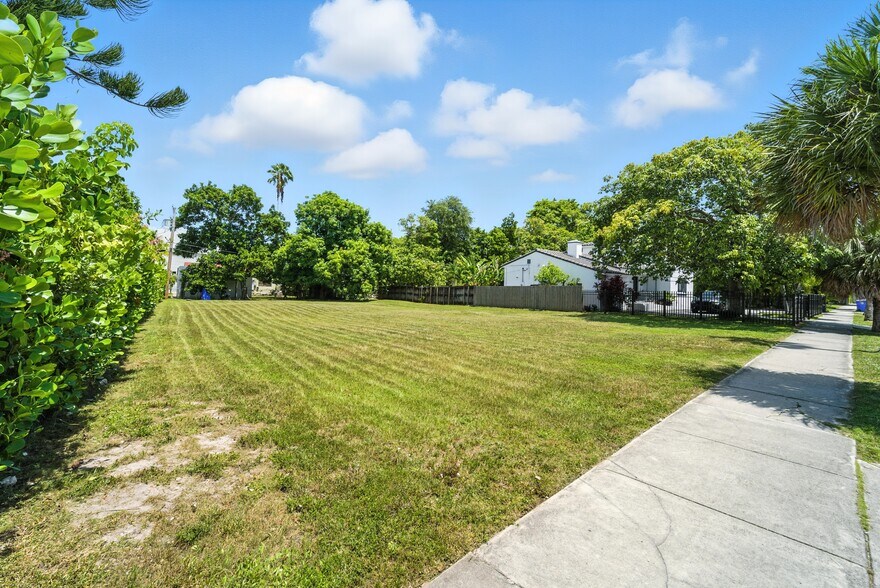More Photos Of 5969 NE 4th Ct, Miami Land For Sale