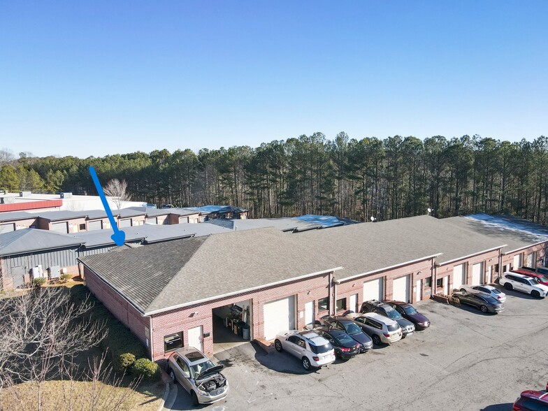 Primary Photo Of 135 Mansell Pl, Roswell Light Distribution For Sale