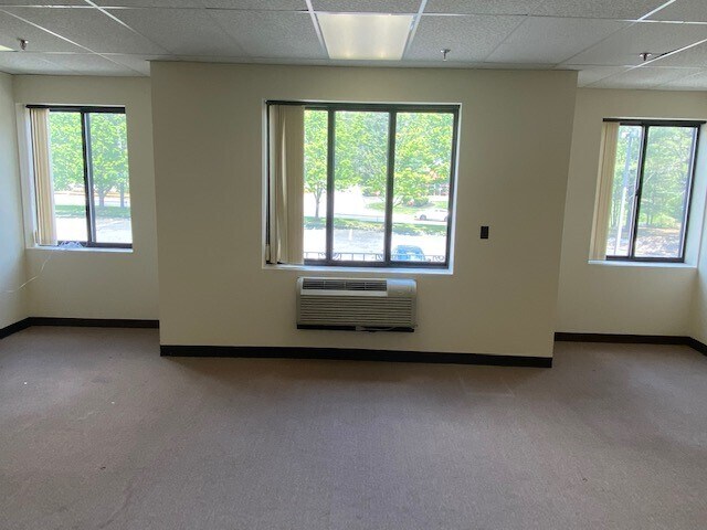 More Photos Of 221 Boston Post Rd E, Marlborough Office For Lease