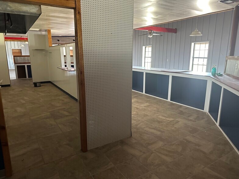 More Photos Of 2718 Gilmer Rd, Longview Restaurant For Sale