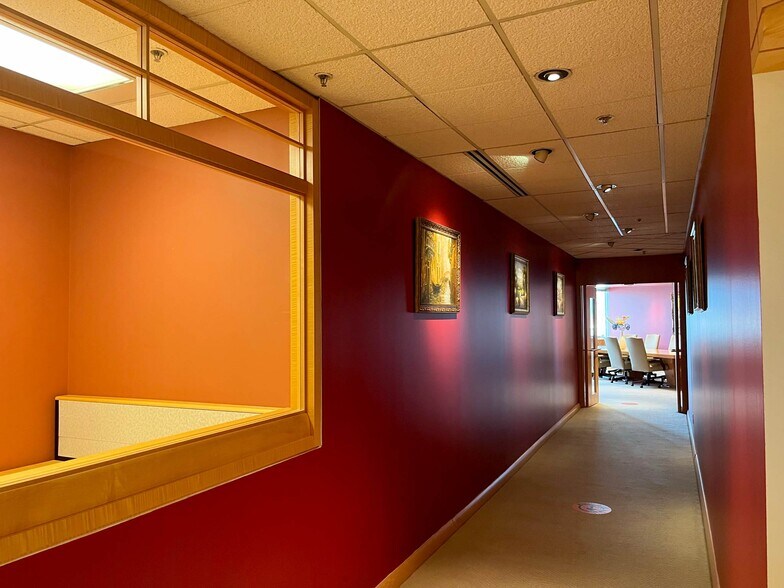 More Photos Of 999 Canada Pl, Vancouver Office For Lease