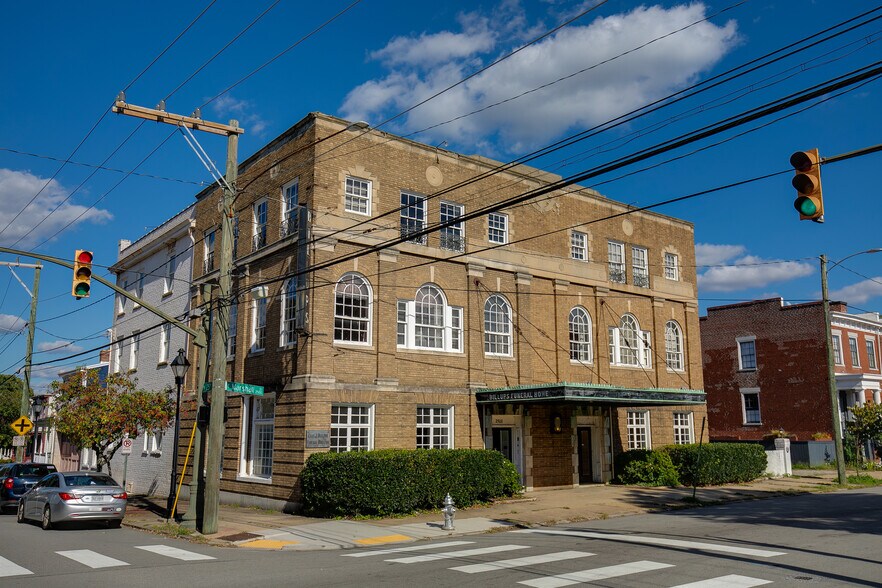 More Photos Of 2500 E Marshall St, Richmond Office For Sale