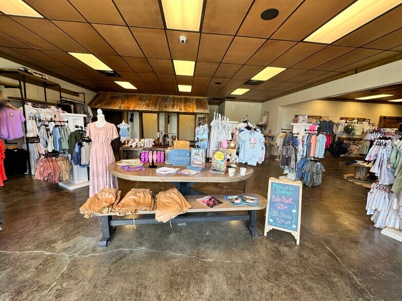 More Photos Of 36483 Old Perkins Rd, Prairieville Storefront Retail Office For Lease