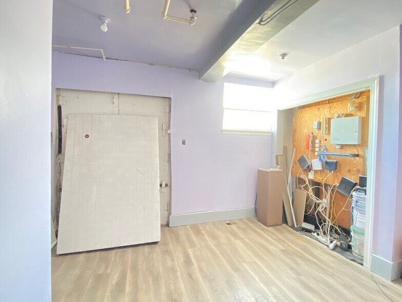 More Photos Of 117 S Main St, Red Springs Storefront For Sale