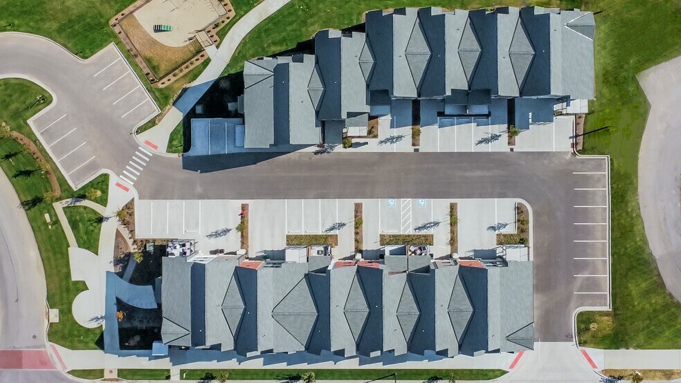 More Photos Of 6115 Nieman Rd, Shawnee Apartments For Sale