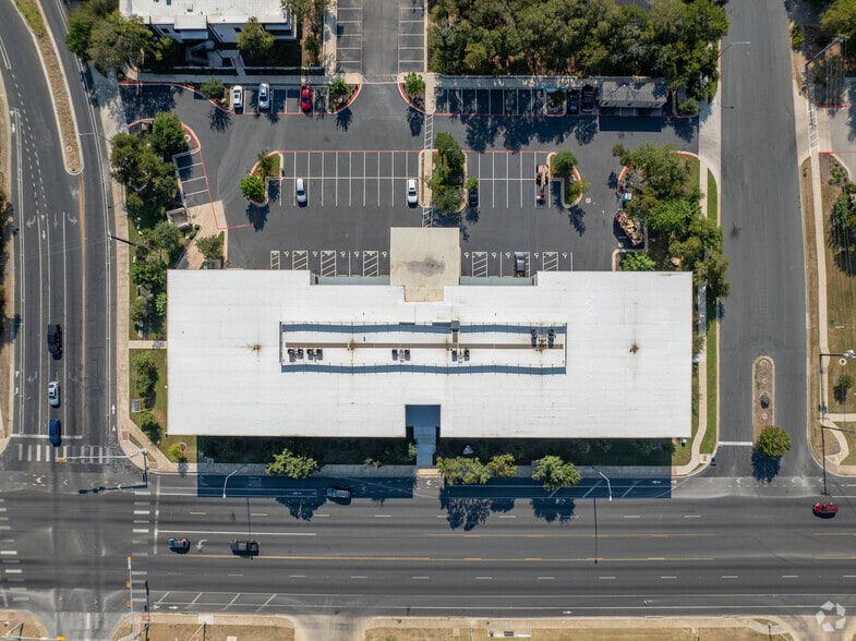 More Photos Of 8701 Menchaca Rd, Austin Medical For Sale