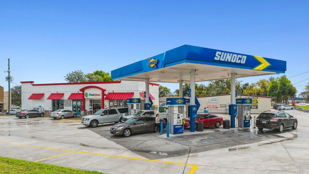 More Photos Of 16014 US Highway 441, Eustis Convenience Store For Sale