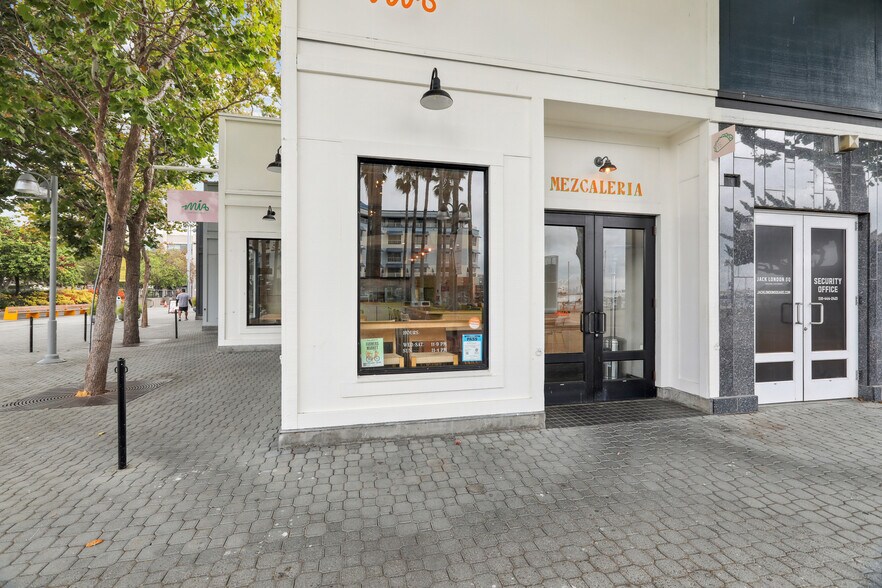More Photos Of 409-439 Water St, Oakland Storefront For Lease