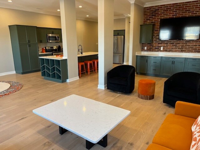 More Photos Of 28 W 9th St, Anderson General Retail For Sale