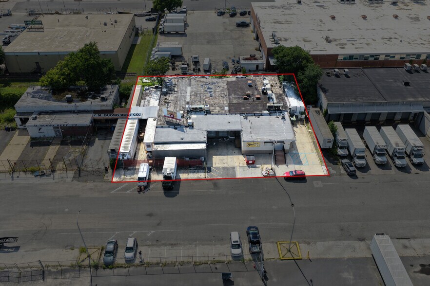 Primary Photo Of 3632 S 3rd St, Philadelphia Food Processing For Lease