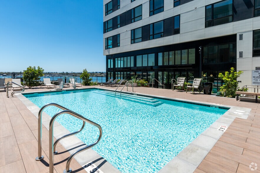 More Photos Of 219 9th Ave, Oakland Apartments For Lease