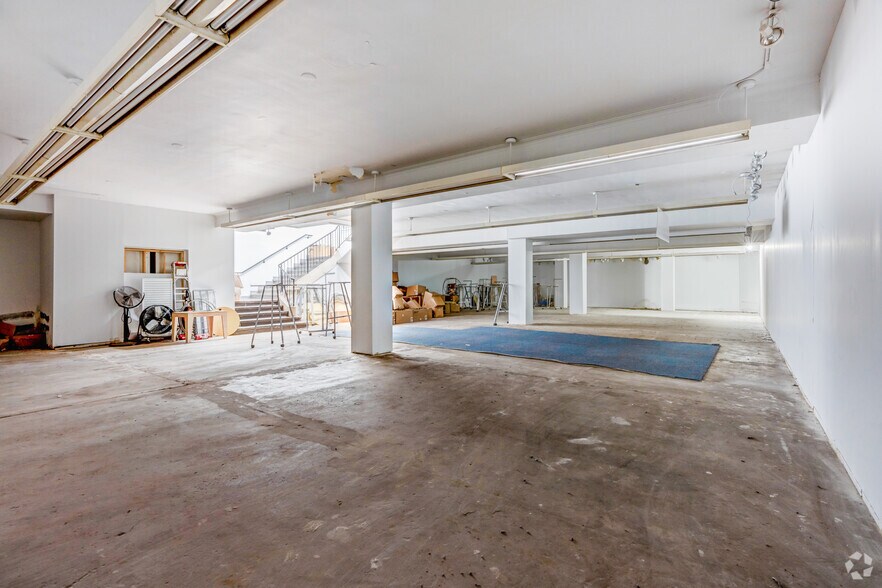 More Photos Of 6312 S Halsted St, Chicago Freestanding For Sale