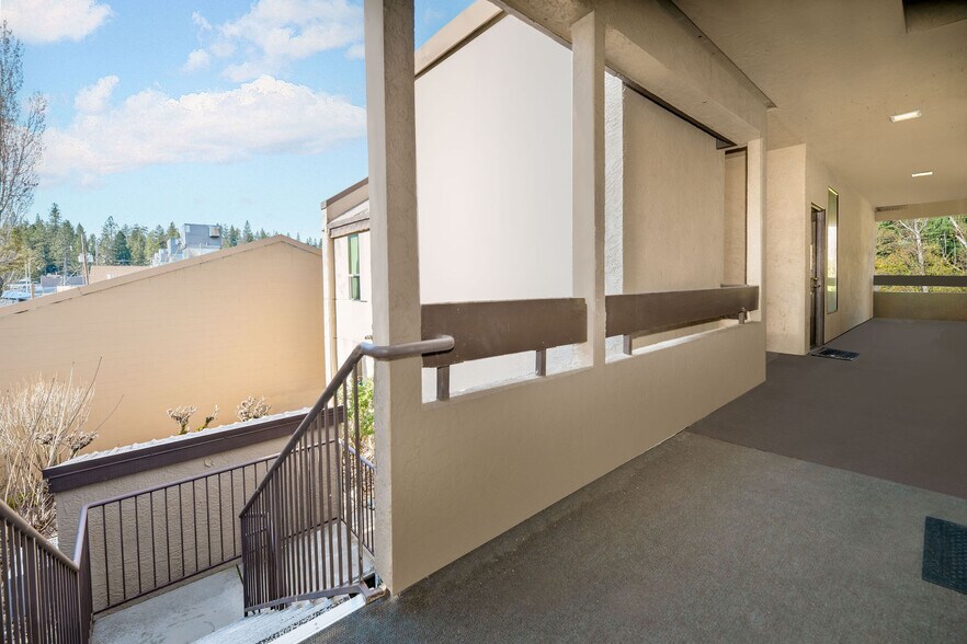 More Photos Of 741-749 Maltman Dr, Grass Valley Office For Sale