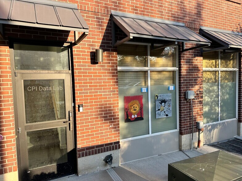 More Photos Of 337 E Simpson St, Lafayette Storefront Retail Office For Lease